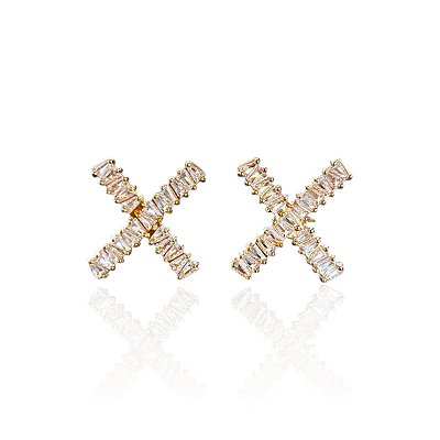 Brinco Folheado Ouro 18k e Prata 925 X Cravejado