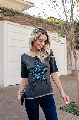 T-shirt estonada pedraria - Estrela