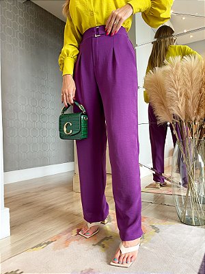 Wide leg confortável com fivela metálica - roxo