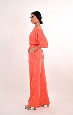 Conjunto T-shirt oversize e calça wide leg em moletinho - coral