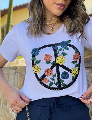 Tshirt Paz Rosas com pedrarias bordada à mão