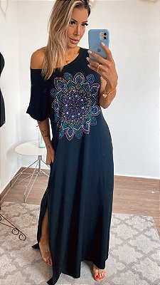 Vestido longo preto com fenda e cristais - Mandala