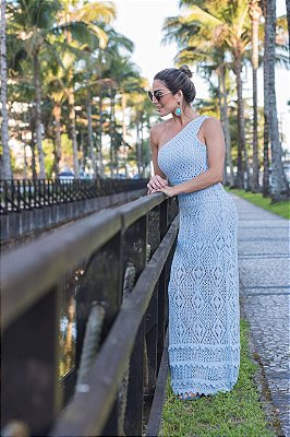 Vestido em tricot azul com uma alça simplesmente divino