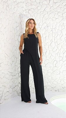 Conjunto maravilhoso de calça com elastico na cintura e vinco e blusa assimétrica charmosa - preto