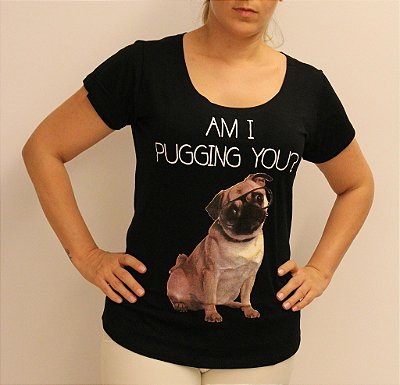 Tshirt preta com estampa PUG e material super premium