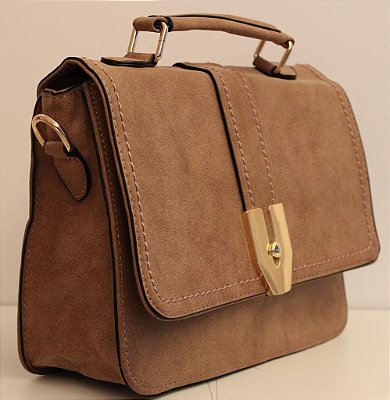 Baby bag em couro eco marrom com alça removível