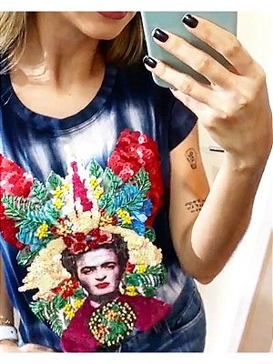 Tshirt plus size bordada a mão - Frida Kahlo tie dye - do tamanho P ao G5
