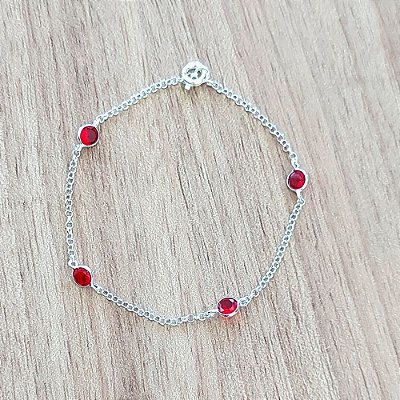 PULSEIRA DE PRATA COM PEDRA CIRCULAR VERMELHA