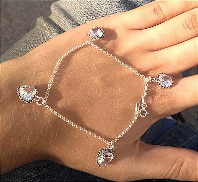 PULSEIRA DE PRATA COM PENDURICALHOS CRISTAL LOVE