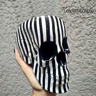 Caveira com estampa de Listras - Grande