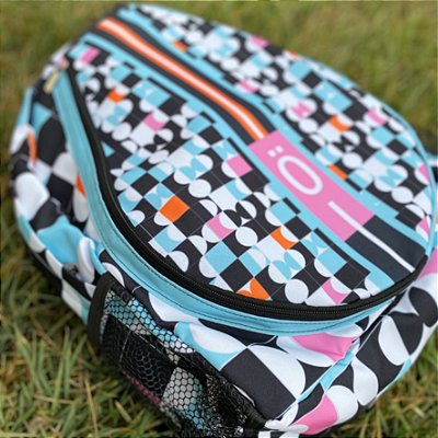 raqueteira mochila de tennis e beach tennis ÖTA _ GEOMÉTRICOS PRETO E BRANCO
