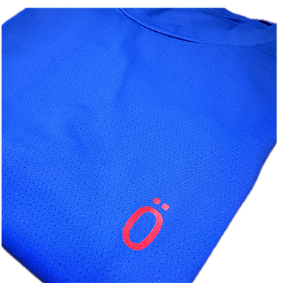 CAMISETA MASCULINA DJOKO - MINIMALISTA ÖTA - AZUL CANETA . ÖTA TENNIS CLUB