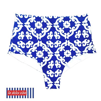 HOT PANT PARA BEACH TENISTA/SURF .  estampa RENDA ITALIANA . ÖTA TENNIS CLUB