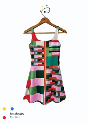 vestido  de TENNIS |ONS| .  estampa TECELAGEM_GR03_BAUHAUS . ÖTA TENNIS CLUB