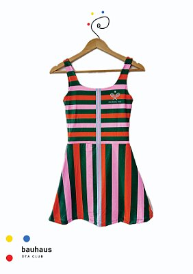 vestido  de TENNIS |ONS| .  estampa TECELAGEM_PK01_BAUHAUS . ÖTA TENNIS CLUB