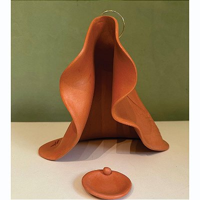 MANTO DE MARIA com ramos de lavanda |020.26 | TERRACOTA | CERÂMICA FRIA | @SILENCIO_DE_MARIA