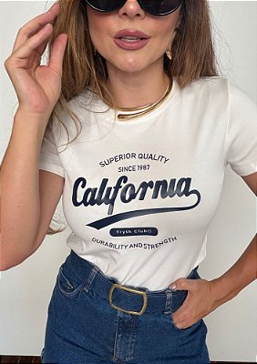 Tshirt Malha Premium Califórnia Joana @usemika Feminino
