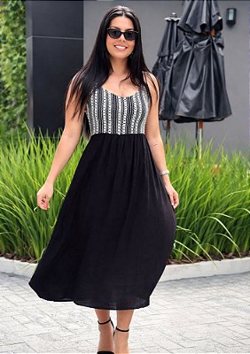 Vestido Viscose Midi Detalhe em Bordado Dulce @usemika Feminino