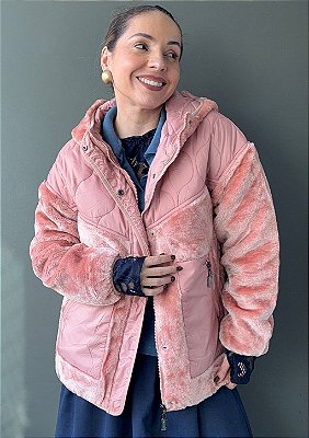 Jaqueta Nylon com Pelo Oversized com Recortes Cintia @usemika Feminino