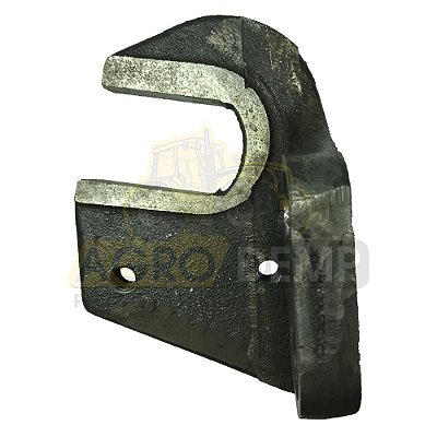 SUPORTE DO LADO ESQUERDO ORIGINAL - MASSEY FERGUSON 610 / 620 / 630 - 038049