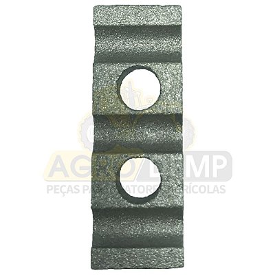 ABRAÇADEIRA DE 3 CANAIS (MWM) VALTRA / VALMET 68 / 78 / 88 / 685C / 685F / 785C / 785F / 885 / 985 / 1280R / 1280R G2 / 1580 / 1780 / 1780 G2 - 114100