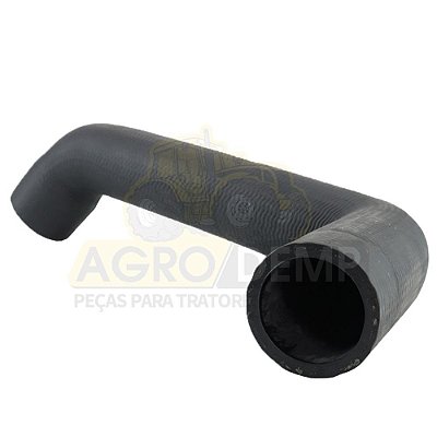 MANGUEIRA SUPERIOR BORRACHA DO RADIADOR (540MM DE DIÂMETRO EXTERNO - 390MM DE DIÂMETRO INTERNO) CNH - FORD / NEW HOLLAND 6630 / 7630 / 8030 - 87564531