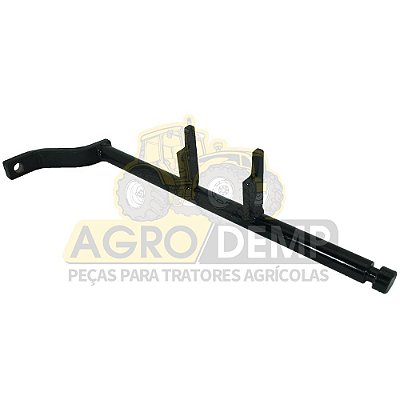 GARFO EIXO ACIONADOR DA EMBREAGEM - VALTRA / VALMET 685 / 785 / BF65 / BF75 - 83062210