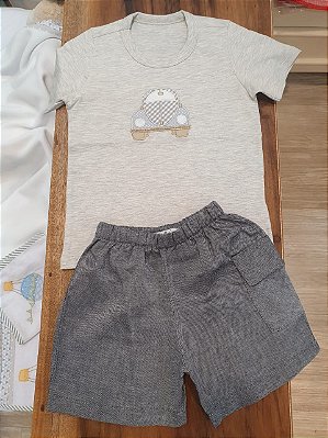 Conjunto camiseta e bermuda fusca