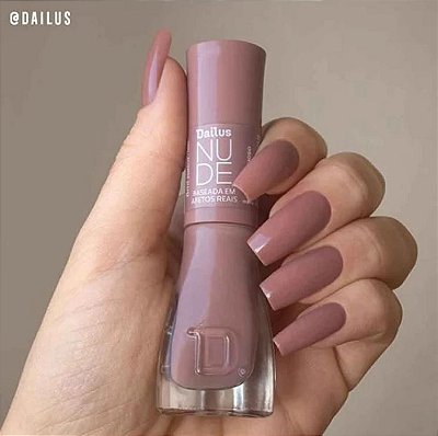 ESMALTE DAILUS NUDE BASEADA EM AFETOS REAIS