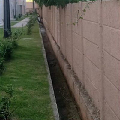 Muro Pré-Moldado Reforçado 250 X 12 X 12 CM