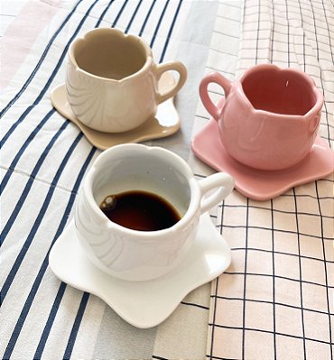Caneca Flor Tulipa com Pires