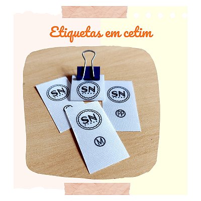 Etiqueta de tecido personalizada 3,5x5cm - 100 unidades