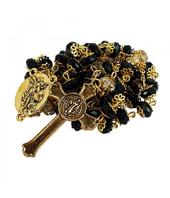 Terço Corrente Dourada Contas 1 CM Pretas Enfeite São Miguel 52 CM