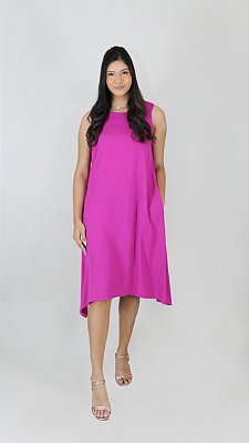 Vestido trapézio bolso frente embutido