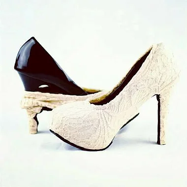 Capa para Sapato Meia Pata Renda Creme T01