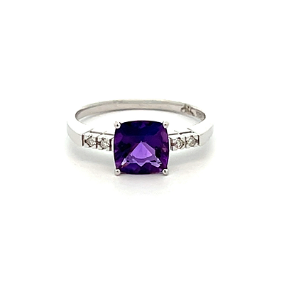 Anel de Ametista e Ouro Branco 18k (A13933)
