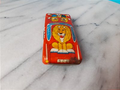 Carrinho de lata produzido no Japao Lion,  7,5 cm comprimento