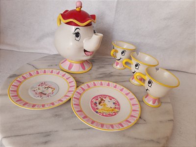 Brinquedo Disney bule madame Samovar e xícara chip do A Bela e a Fera