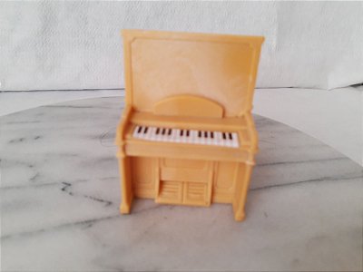 Sylvanian families, piano com quadro dobrável da creche da floresta, usado