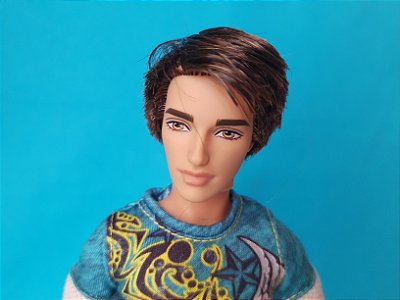 Boneco Ken Ryan articulado de bermudas usado