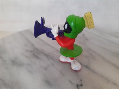 Miniatura de vinil estático Marciano Marvin tocando corneta 1994 Warner Bros  6 cm