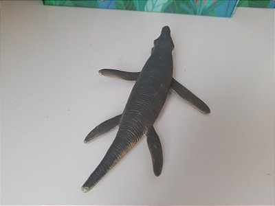 Dinossauro Kronosaurus de vinil.colecao Salvat 23 cm comprimento, usado
