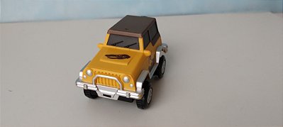 Miniatura plástico jipe amarelo parque dos dinossauros a pilha Toys talk, usado