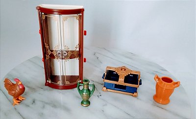 Parte do Playmobil 7470, móveis da sala do tesouro + 1 galo