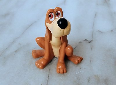 Miniatura Disney cachorro Bruno da Cinderela 5,5 cm de altura