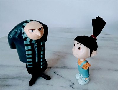 Miniatura de vinil Universal  studios GRU 8 cm e Agnes 5 cm do Meus Malvado favorito