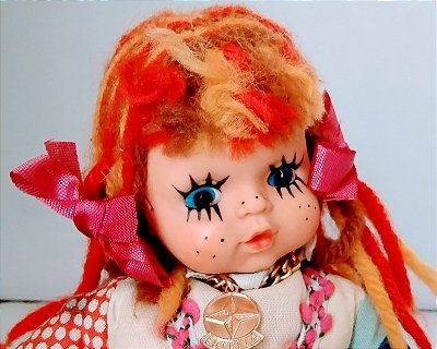 Boneca Emília 15 cm anos 80 fa Estrela, saia artesanal