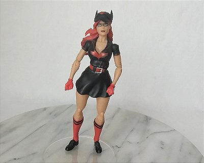 Boneca Dc Collectibles Bombshells Batwoman By Ant Lucia loose 19cm
