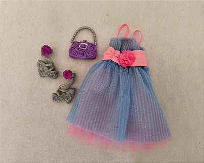Roupa Cartela Barbie Fashionistas Sweetie Fashion 2010