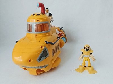 Imaginext, submarino amarelo com dois bonecos faltam torpedos